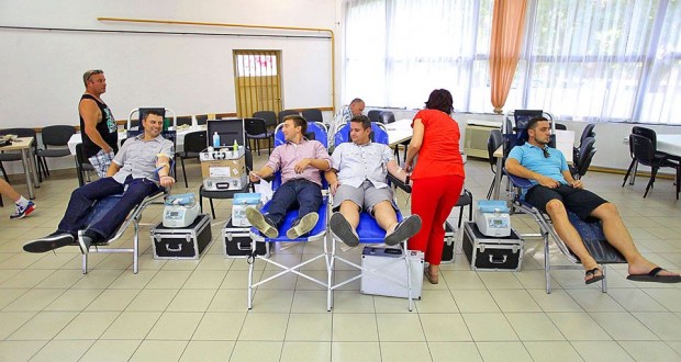 TO HDZ-a JUG II: Humanitarna akcija dobrovoljnog darivanja krvi na Jugu II i podjela graha
