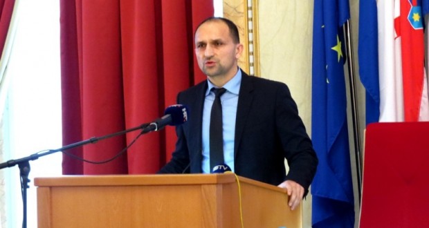 VIJEĆNICI HDZ-A NISU PODRŽALI PRORAČUN OSJEČKO-BARANJSKE ŽUPANIJE ZA 2016. GODINU
