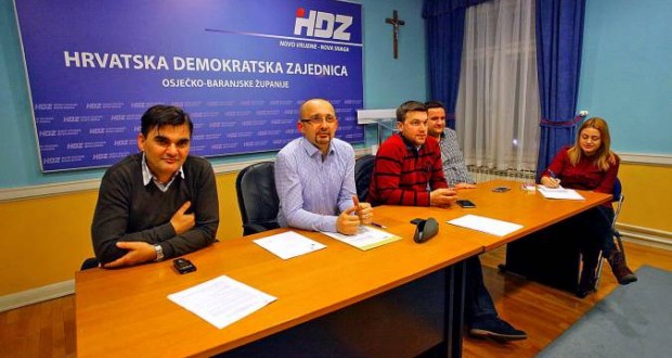 15. SIJEČNJA - 1992. MEĐUNARODNO PRIZNANJE NEOVISNOSTI - 1998. TERITORIJALNO JEDINSTVO REPUBLIKE HRVATSKE NAKON MIRNE REINTEGRACIJE